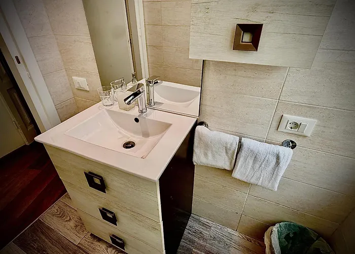 Trasteverehome Apartament *